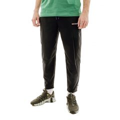 Штани Nike TRACK CLUB PANT FB5503-010, Колір: чорний, Розмір виробника: М
