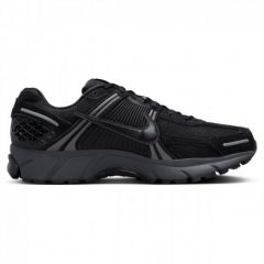 Кроссовки Nike ZOOM VOMERO 5 HF1553-001, Цвет: черный, Размер производителя: 46