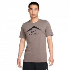 Футболка Nike M DF TEE TRAIL LOGO FQ3914-289, Цвет: коричневый, Размер производителя: L