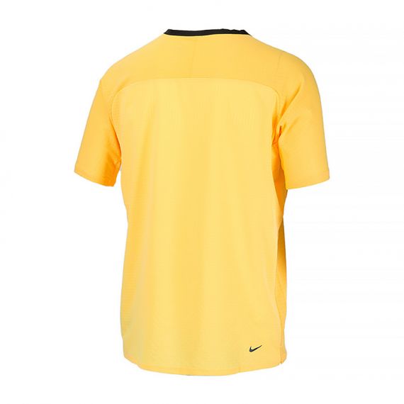 Футболка тренувальна Nike M NK DF SOLAR CHASE SS TOP DV9305-848, Колір: жовтий, Розмір виробника: XL, зображення 2 Футболка тренувальна Nike M NK DF SOLAR CHASE SS TOP DV9305-848, Колір: жовтий, Розмір виробника: XL, зображення 2