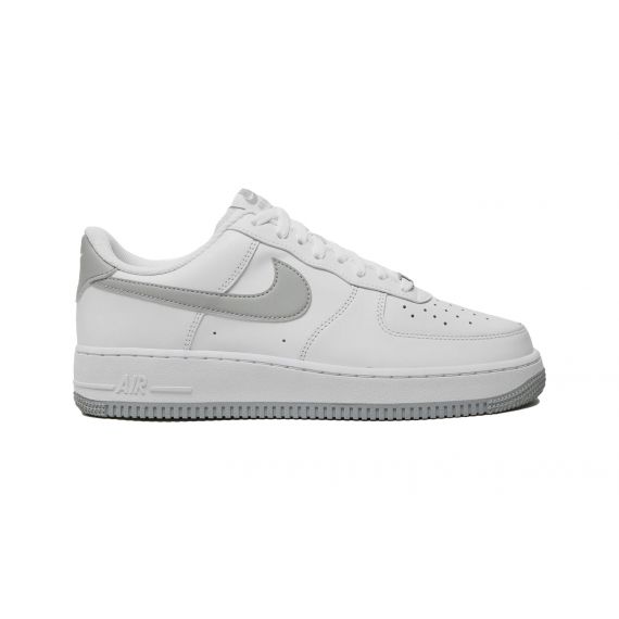 Кросівки Nike AIR FORCE 1 07 FJ4146-100, Колір: білий, Розмір виробника: 41