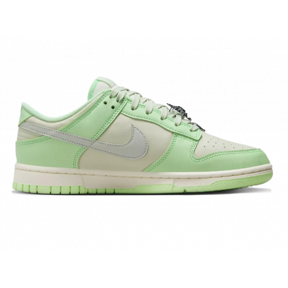 Кросівки NIKE W DUNK LOW NN SE FN6344-001, Колір: салатовий, Розмір виробника: 38.5