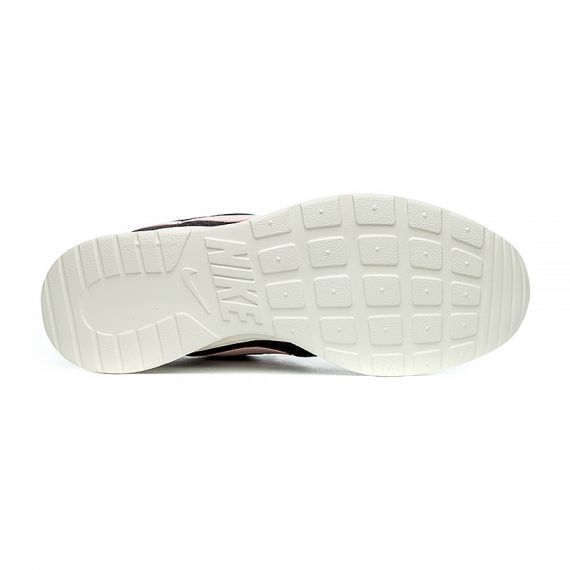 Кроссовки Nike TANJUN FLYEASE DV7786-002, Цвет: черный, Размер производителя: 42, изображение 4 Кроссовки Nike TANJUN FLYEASE DV7786-002, Цвет: черный, Размер производителя: 42, изображение 4