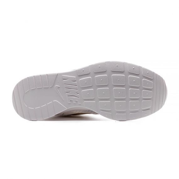 Кросівки Nike TANJUN FLYEASE DV7786-006, Колір: бежевий, Розмір виробника: 39, зображення 4 Кросівки Nike TANJUN FLYEASE DV7786-006, Колір: бежевий, Розмір виробника: 39, зображення 4