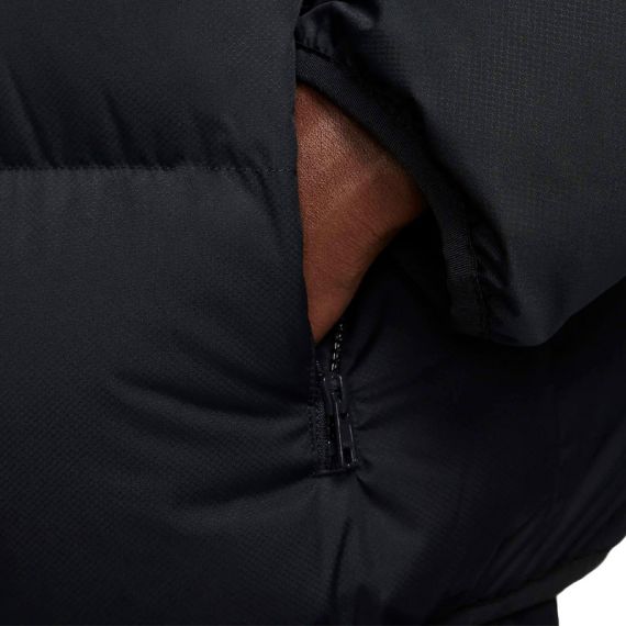 Куртка Nike CLUB PUFFER FB7368-010, Цвет: черный, Размер производителя: XS, изображение 3 Куртка Nike CLUB PUFFER FB7368-010, Цвет: черный, Размер производителя: XS, изображение 3