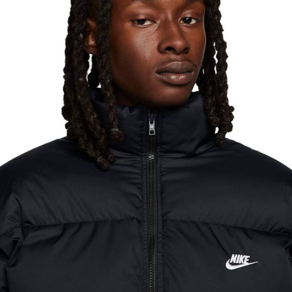 Куртка Nike CLUB PUFFER FB7368-010, Цвет: черный, Размер производителя: XS, изображение 4 Куртка Nike CLUB PUFFER FB7368-010, Цвет: черный, Размер производителя: XS, изображение 4