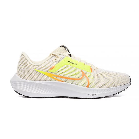 Кросівки Nike Pegasus 40 DV3853-101, Колір: бежевий, Розмір виробника: 46