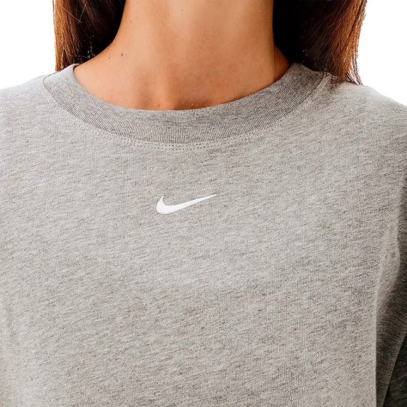 Футболка Nike W NSW ESSNTL TEE BF LBR DN5697-063, Цвет: серый, Размер производителя: L, изображение 4 Футболка Nike W NSW ESSNTL TEE BF LBR DN5697-063, Цвет: серый, Размер производителя: L, изображение 4