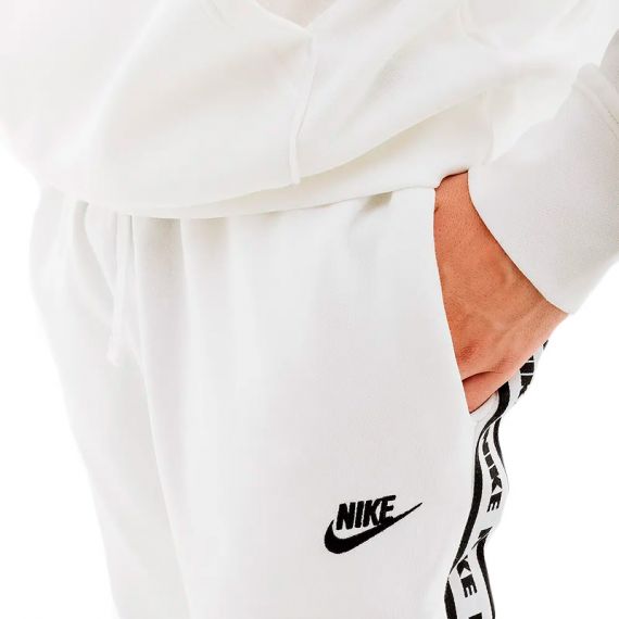 Спортивный костюм Nike CLUB FLC GX HD TRK SUIT FB7296-100, Цвет: белый, Размер производителя: XL, изображение 4 Спортивный костюм Nike CLUB FLC GX HD TRK SUIT FB7296-100, Цвет: белый, Размер производителя: XL, изображение 4
