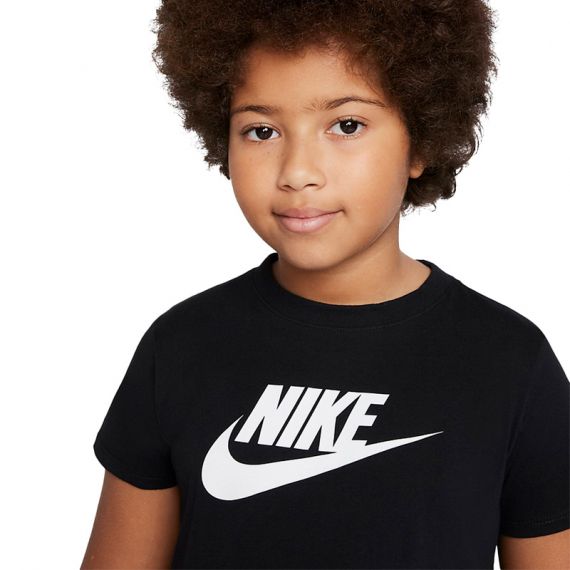 Футболка Nike G NSW TEE CROP FUTURA DA6925-012, Колір: чорний, Розмір виробника: 128-137, зображення 3 Футболка Nike G NSW TEE CROP FUTURA DA6925-012, Колір: чорний, Розмір виробника: 128-137, зображення 3