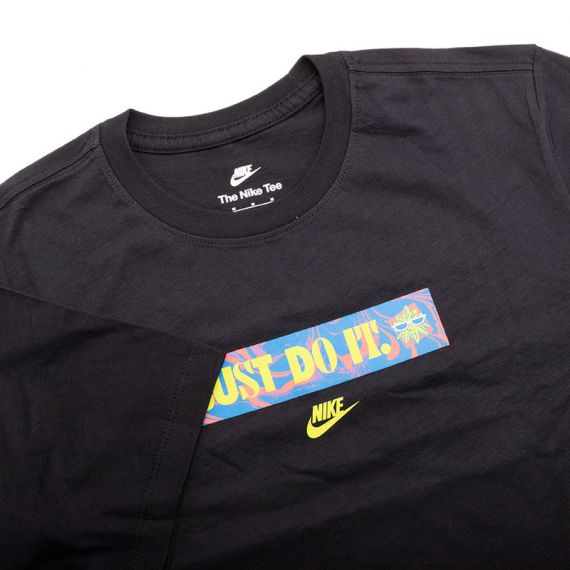 Футболка Nike U TEE SPRING BREAK JDI FQ3745-010, Колір: чорний, Розмір виробника: S, зображення 2 Футболка Nike U TEE SPRING BREAK JDI FQ3745-010, Колір: чорний, Розмір виробника: S, зображення 2