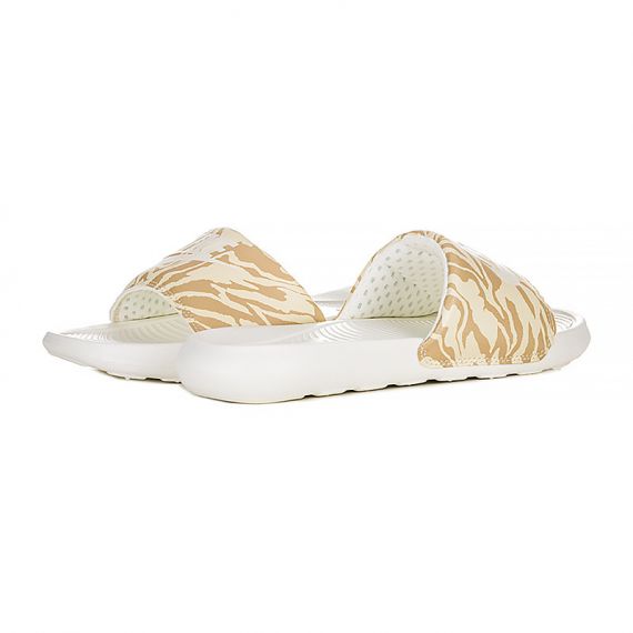 Шлепанцы Nike VICTORI ONE SLIDE PRINT CN9676-105, Цвет: бежевый, Размер производителя: 40.5, изображение 2 Шлепанцы Nike VICTORI ONE SLIDE PRINT CN9676-105, Цвет: бежевый, Размер производителя: 40.5, изображение 2