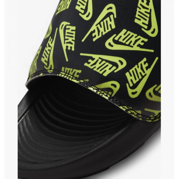 Шльопанці Nike VICTORI ONE SLIDE PRINT CN9678-010, Колір: чорний, Розмір виробника: 45, зображення 5 Шльопанці Nike VICTORI ONE SLIDE PRINT CN9678-010, Колір: чорний, Розмір виробника: 45, зображення 5