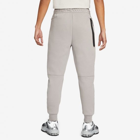 Штаны Nike M NSW TCH FLC JGGR S DV0538-016, Цвет: белый, Размер производителя: S, изображение 3 Штаны Nike M NSW TCH FLC JGGR S DV0538-016, Цвет: белый, Размер производителя: S, изображение 3