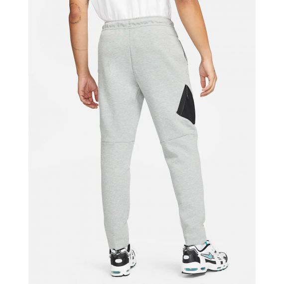 Штаны Nike Tch Flc Utility Pant DM6453-063, Цвет: серый, Размер производителя: L, изображение 2 Штаны Nike Tch Flc Utility Pant DM6453-063, Цвет: серый, Размер производителя: L, изображение 2