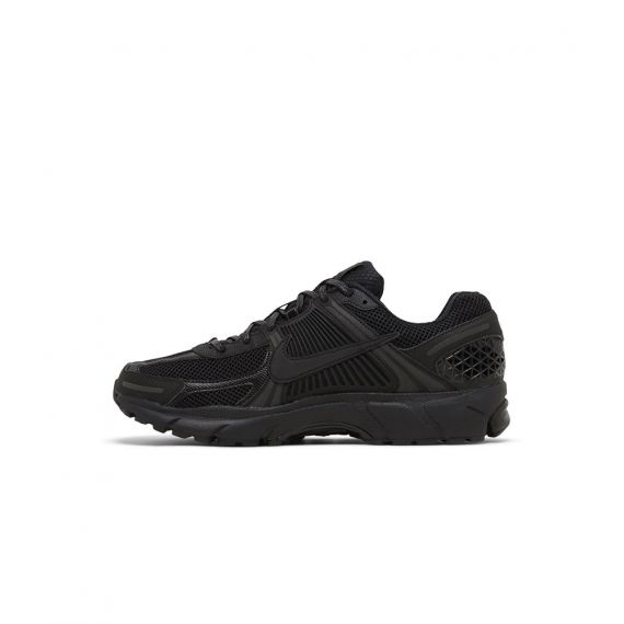 Кроссовки Nike ZOOM VOMERO 5 BV1358-003, Цвет: черный, Размер производителя: 43, изображение 3 Кроссовки Nike ZOOM VOMERO 5 BV1358-003, Цвет: черный, Размер производителя: 43, изображение 3