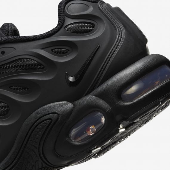 Кроссовки мужские Nike Air Max Plus Drift Black HF0785-001, Цвет: черный, Размер производителя: 44.5, изображение 5 Кроссовки мужские Nike Air Max Plus Drift Black HF0785-001, Цвет: черный, Размер производителя: 44.5, изображение 5