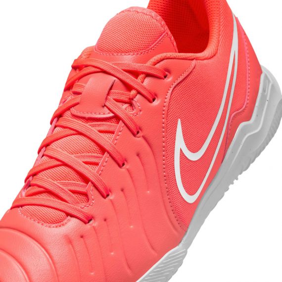 Футзалки Nike LEGEND 10 CLUB IC DV4343-800, Цвет: коралловый, Размер производителя: 42, изображение 6 Футзалки Nike LEGEND 10 CLUB IC DV4343-800, Цвет: коралловый, Размер производителя: 42, изображение 6