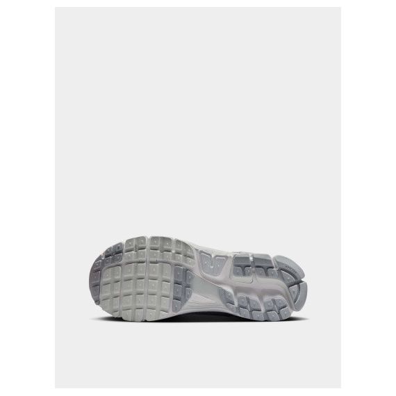 Кроссовки Nike W ZOOM VOMERO 5 HQ0458-001, Цвет: серый, Размер производителя: 37.5, изображение 5 Кроссовки Nike W ZOOM VOMERO 5 HQ0458-001, Цвет: серый, Размер производителя: 37.5, изображение 5