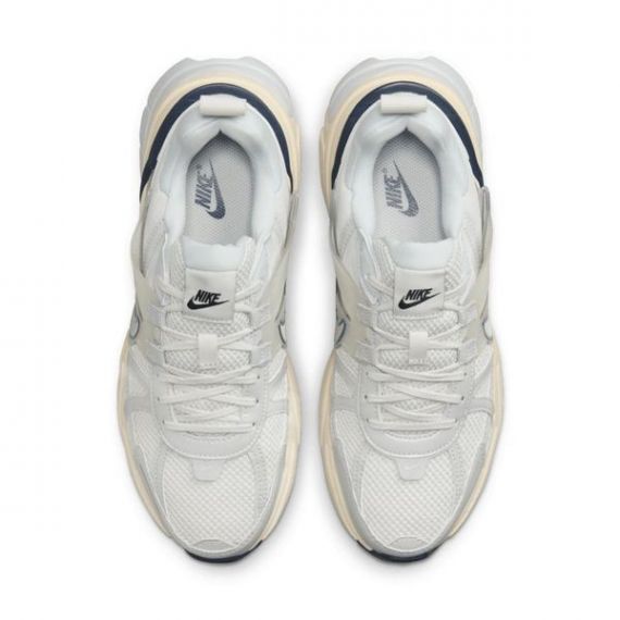 Кросівки NIKE W V2K RUN FD0736-004, Колір: білий, Розмір виробника: 40.5, зображення 2 Кросівки NIKE W V2K RUN FD0736-004, Колір: білий, Розмір виробника: 40.5, зображення 2