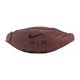 Сумка Nike NK HERITAGE WAISTPACK - NK AIR DR6271-227, Цвет: коричневый Сумка Nike NK HERITAGE WAISTPACK - NK AIR DR6271-227, Цвет: коричневый