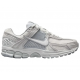 Кроссовки Nike W ZOOM VOMERO 5 HQ0458-001, Цвет: серый, Размер производителя: 37.5 Кроссовки Nike W ZOOM VOMERO 5 HQ0458-001, Цвет: серый, Размер производителя: 37.5