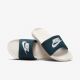 Шлепанцы Nike VICTORI ONE SLIDE CN9675-403, Цвет: темно-зеленый, Размер производителя: 44, изображение 2 Шлепанцы Nike VICTORI ONE SLIDE CN9675-403, Цвет: темно-зеленый, Размер производителя: 44, изображение 2